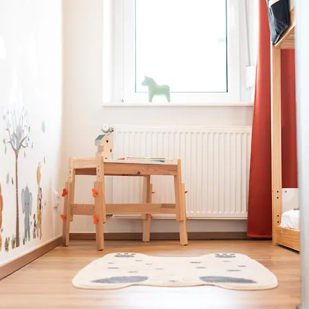 Bunter Hund - Zentrales Apartment, Parkplatz, Wintergarten, Kinderzimmer Apartman Rothenburg ob der Tauber