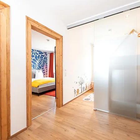 Parkplatz - Familien - Altstadt - Bunter Hund Apartments *