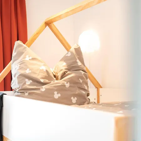 Bunter Hund - Zentrales Apartment, Parkplatz, Wintergarten, Kinderzimmer Apartman Rothenburg ob der Tauber