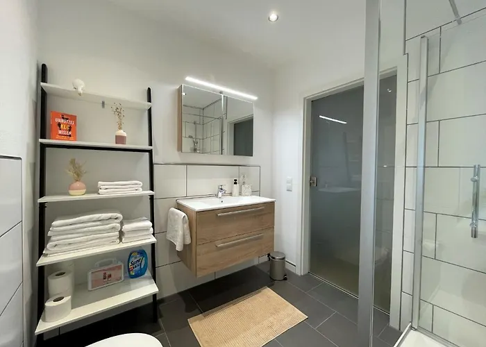 Apartment Bunter Hund - Zentrales Apartment, Parkplatz, Wintergarten, Kinderzimmer