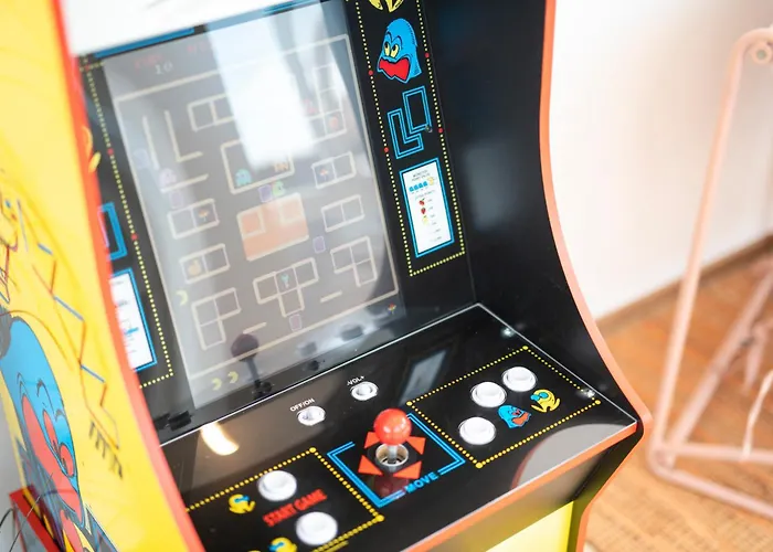 Bunter Hund - Zentrales Apartment, Parkplatz, Wintergarten, Kinderzimmer